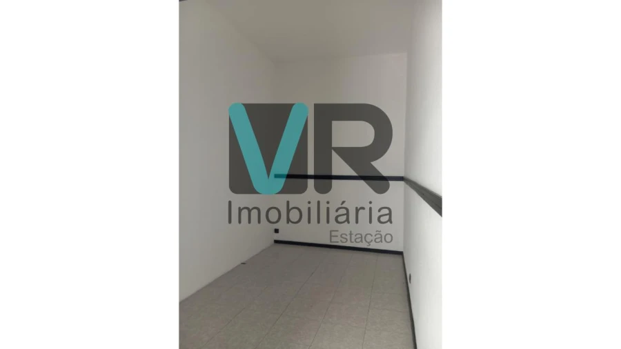 Negócio para Venda em Braga (Maximinos, Sé e Cividade) Foto 3