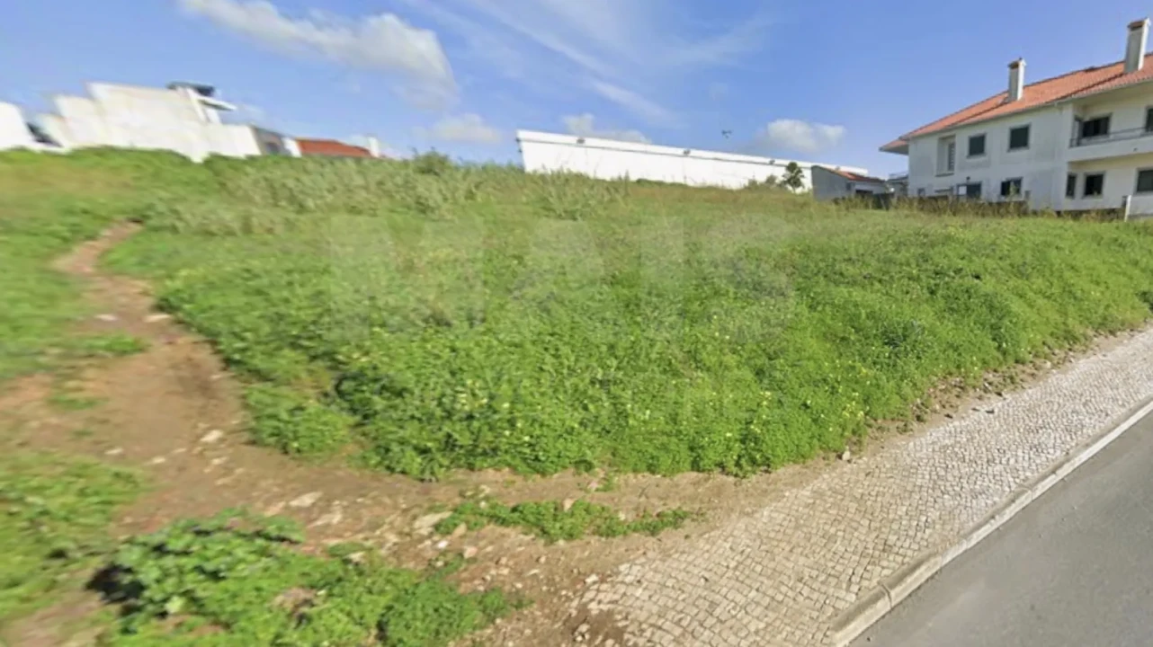 Terreno para Venda em São Domingos de Rana Foto 2