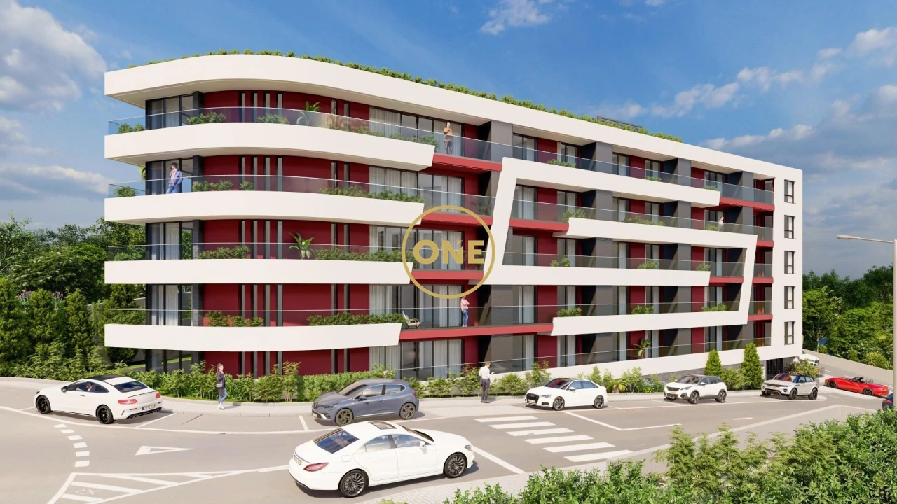 Apartamento T1 para Venda em Caniço Foto 1