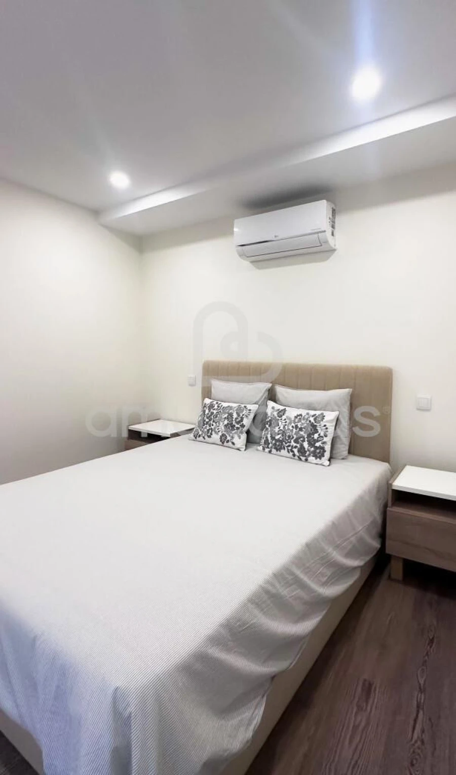 Prédio para Venda em Requeixo, Nossa Senhora de Fátima e Nariz Foto 15