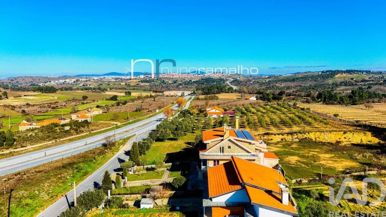 Moradia T5 para Venda em Pinhel Foto 10