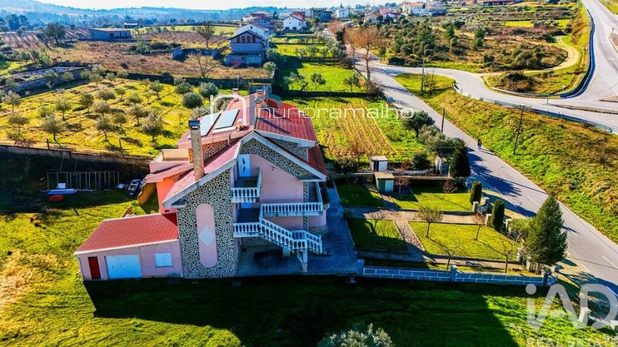 Moradia T5 para Venda em Pinhel Foto 12