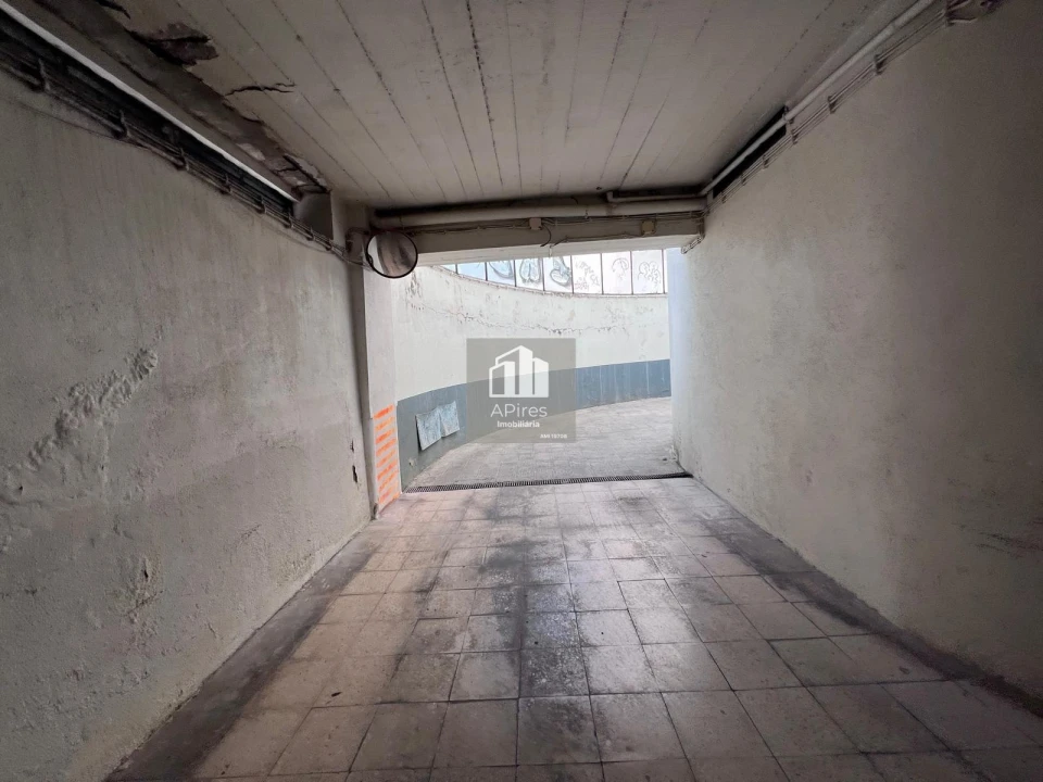 Garagem para Venda em Costa da Caparica Foto 6