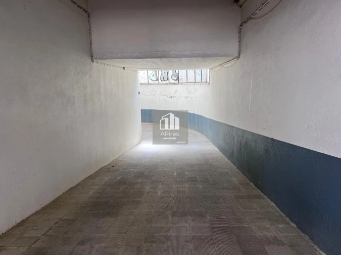 Garagem para Venda em Costa da Caparica Foto 3