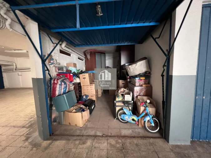 Garagem para Venda em Costa da Caparica Foto 4