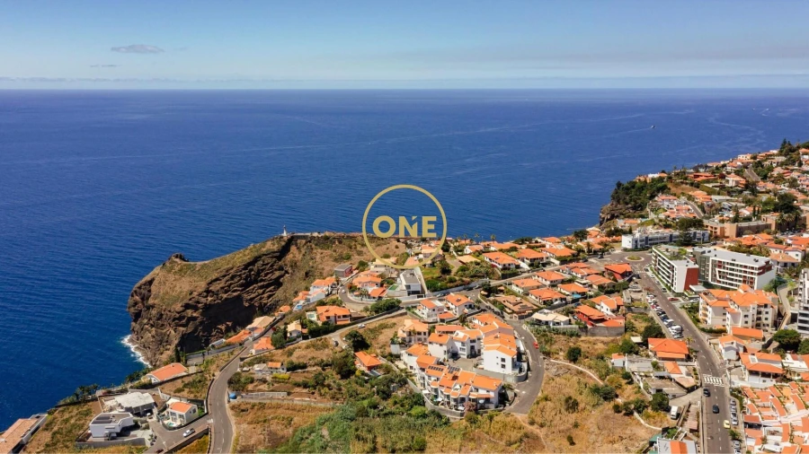 Apartamento T1 para Venda em Caniço Foto 21