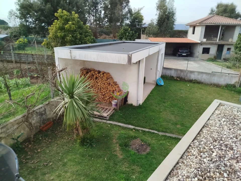 Moradia T4 para Venda em Rendufe Foto 47