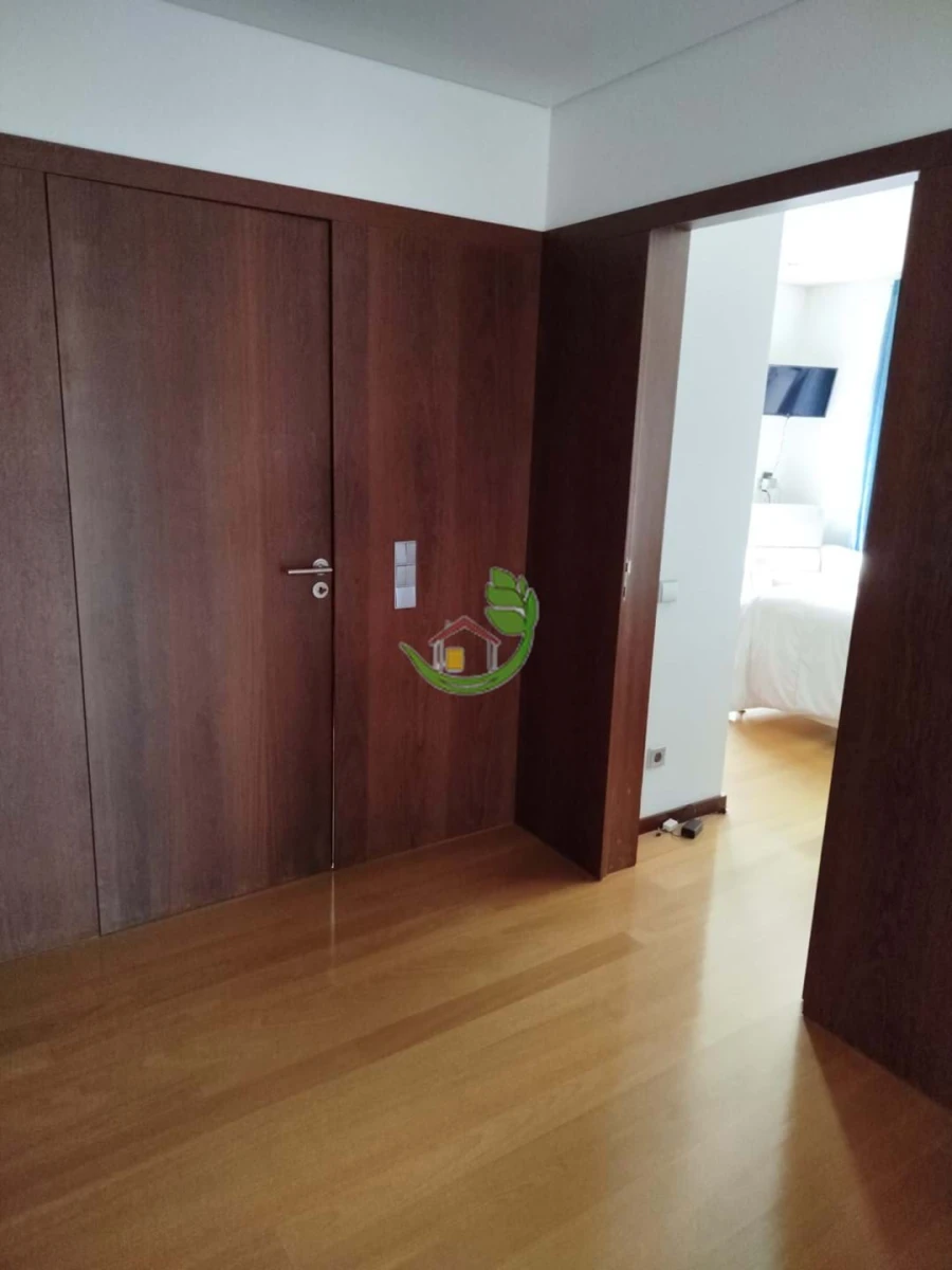 Moradia T4 para Venda em Rendufe Foto 41