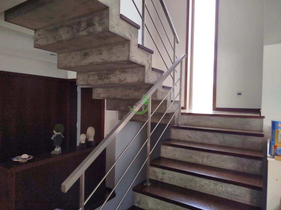 Moradia T4 para Venda em Rendufe Foto 21