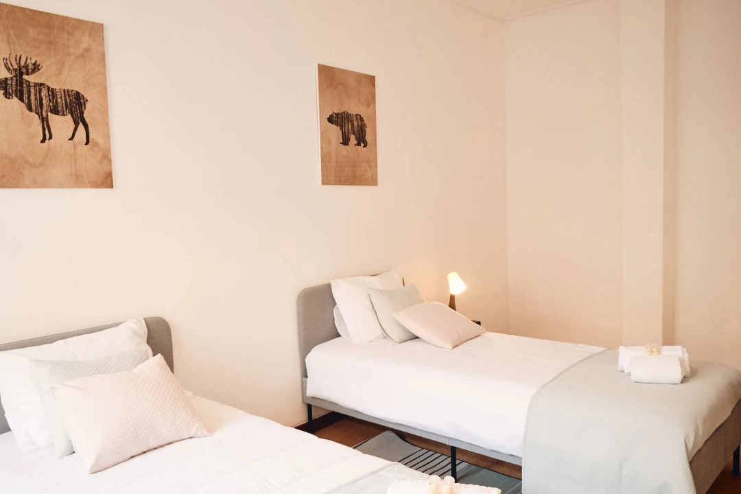 Apartamento T4 para Venda em Paranhos Foto 15