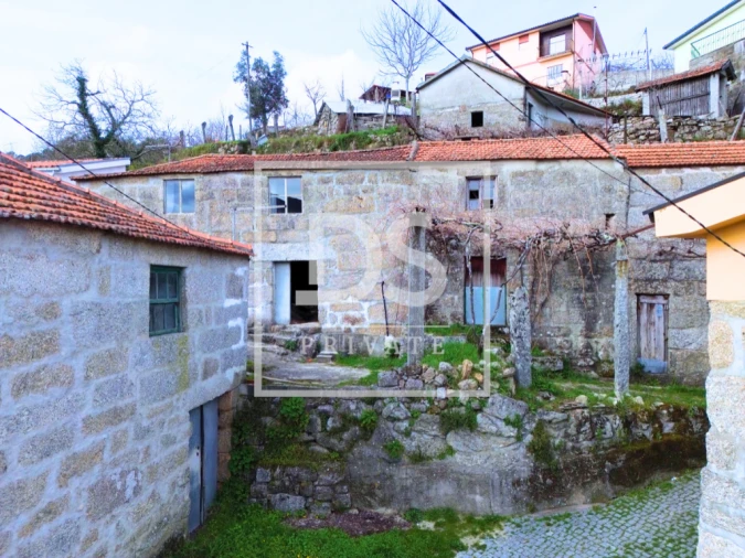 Moradia T3 para Venda em Campelo e Ovil Foto 4