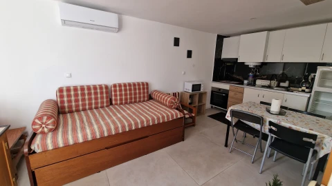 Apartamento T1 para Arrendamento em Albufeira e Olhos de Água
