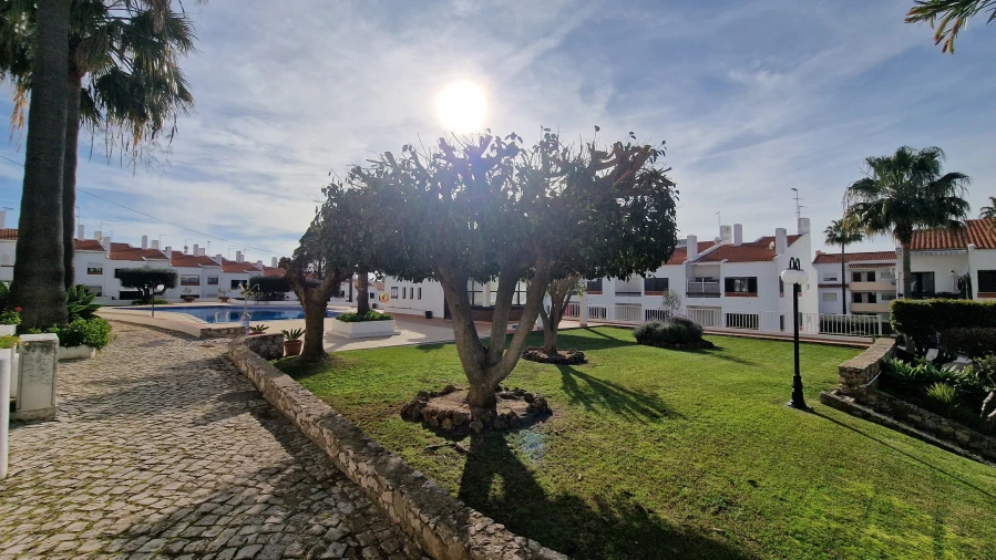 Apartamento T1 para Arrendamento em Albufeira e Olhos de Água Foto 7