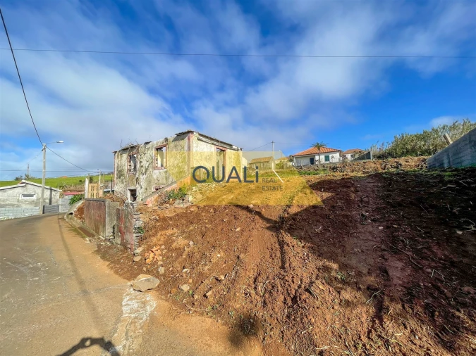 Moradia T3 para Venda em Ponta do Pargo Foto 4