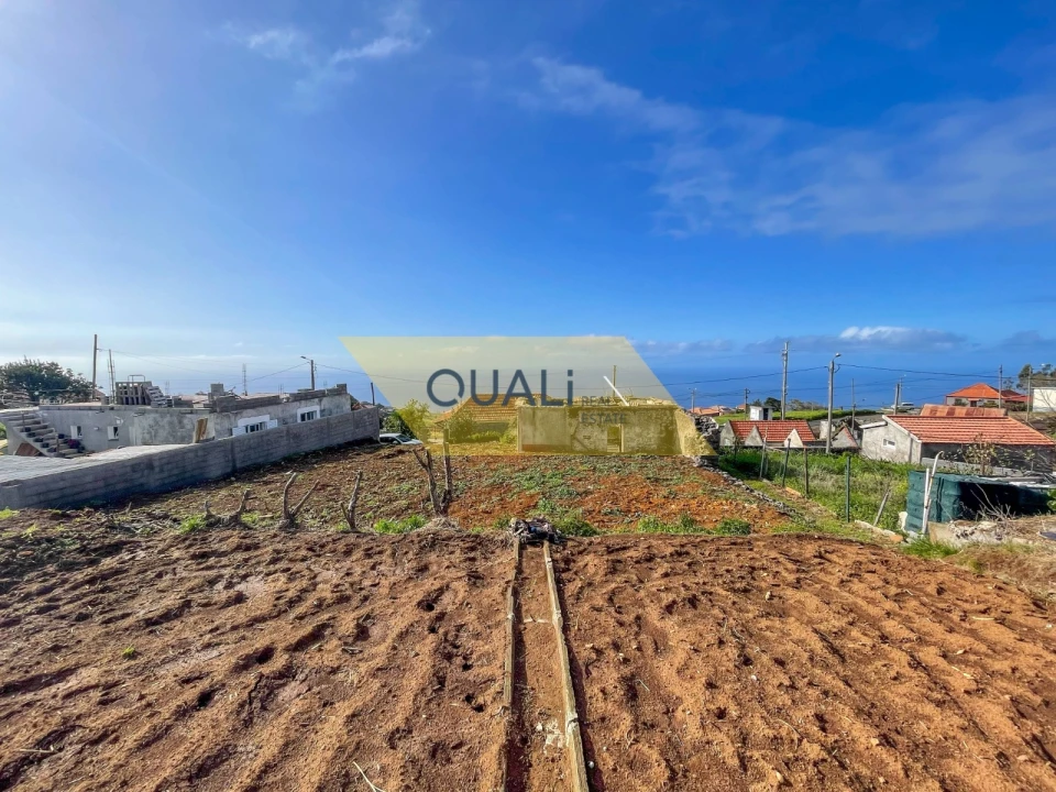 Moradia T3 para Venda em Ponta do Pargo Foto 11