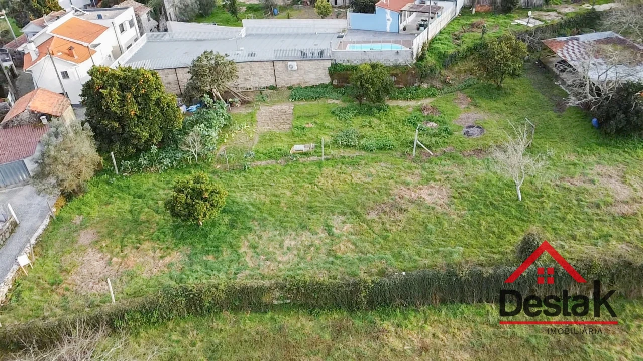 Terreno para Venda em Fataunços e Figueiredo das Donas Foto 3