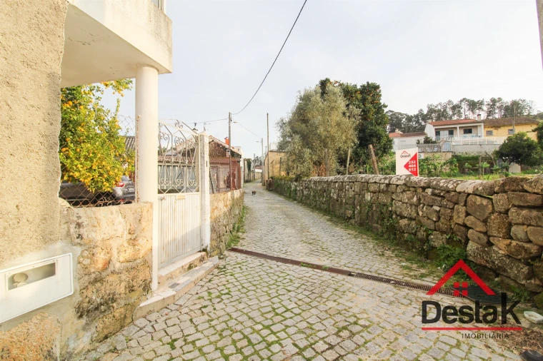 Terreno para Venda em Fataunços e Figueiredo das Donas Foto 13