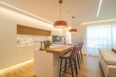 Apartamento T3 para Venda em Alverca do Ribatejo e Sobralinho