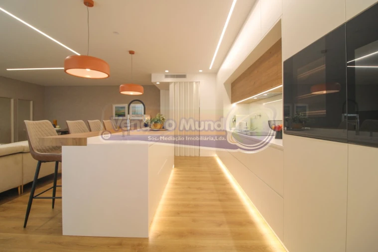 Apartamento T3 para Venda em Alverca do Ribatejo e Sobralinho Foto 6