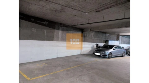 Apartamento T1 para Arrendamento em Lordelo do Ouro e Massarelos