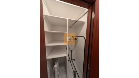 Apartamento T1 para Arrendamento em Lordelo do Ouro e Massarelos