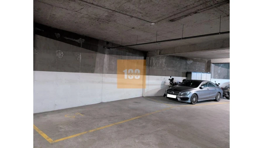 Apartamento T1 para Arrendamento em Lordelo do Ouro e Massarelos Foto 16