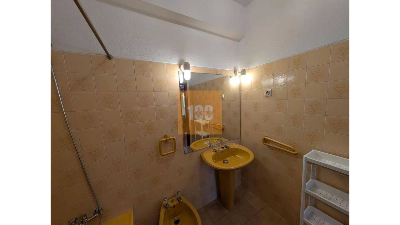 Apartamento T1 para Arrendamento em Lordelo do Ouro e Massarelos Foto 12