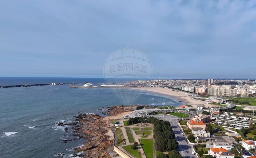 Moradia T10 para Venda em Aldoar, Foz do Douro e Nevogilde Foto 13