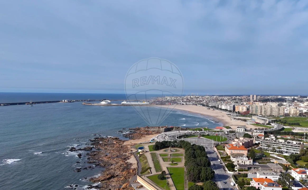 Moradia T10 para Venda em Aldoar, Foz do Douro e Nevogilde Foto 13