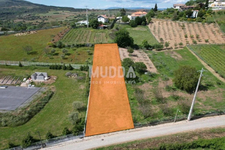 Terreno para Venda em Rebordãos Foto 1