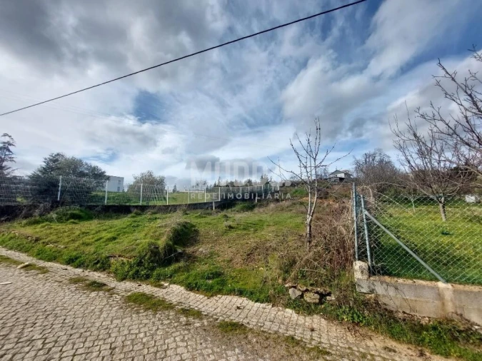Terreno para Venda em Rebordãos Foto 7