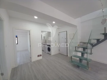 Apartamento T3 para Venda em Caparica e Trafaria