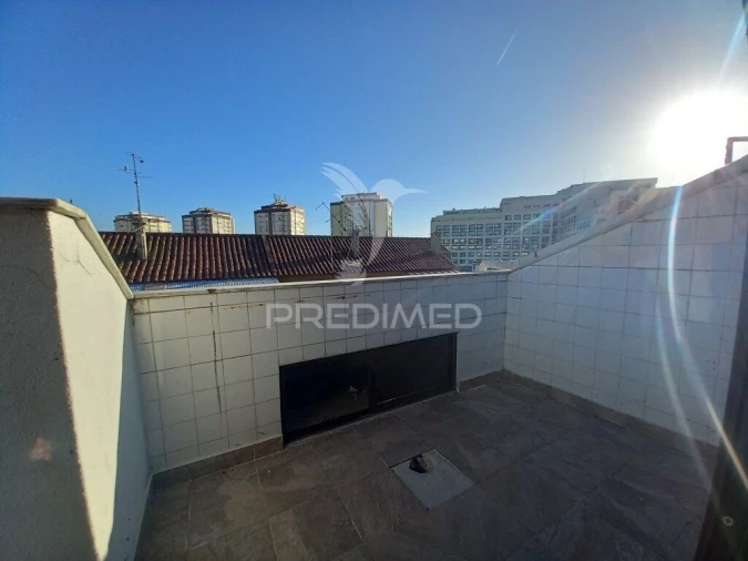 Apartamento T3 para Venda em Caparica e Trafaria Foto 11