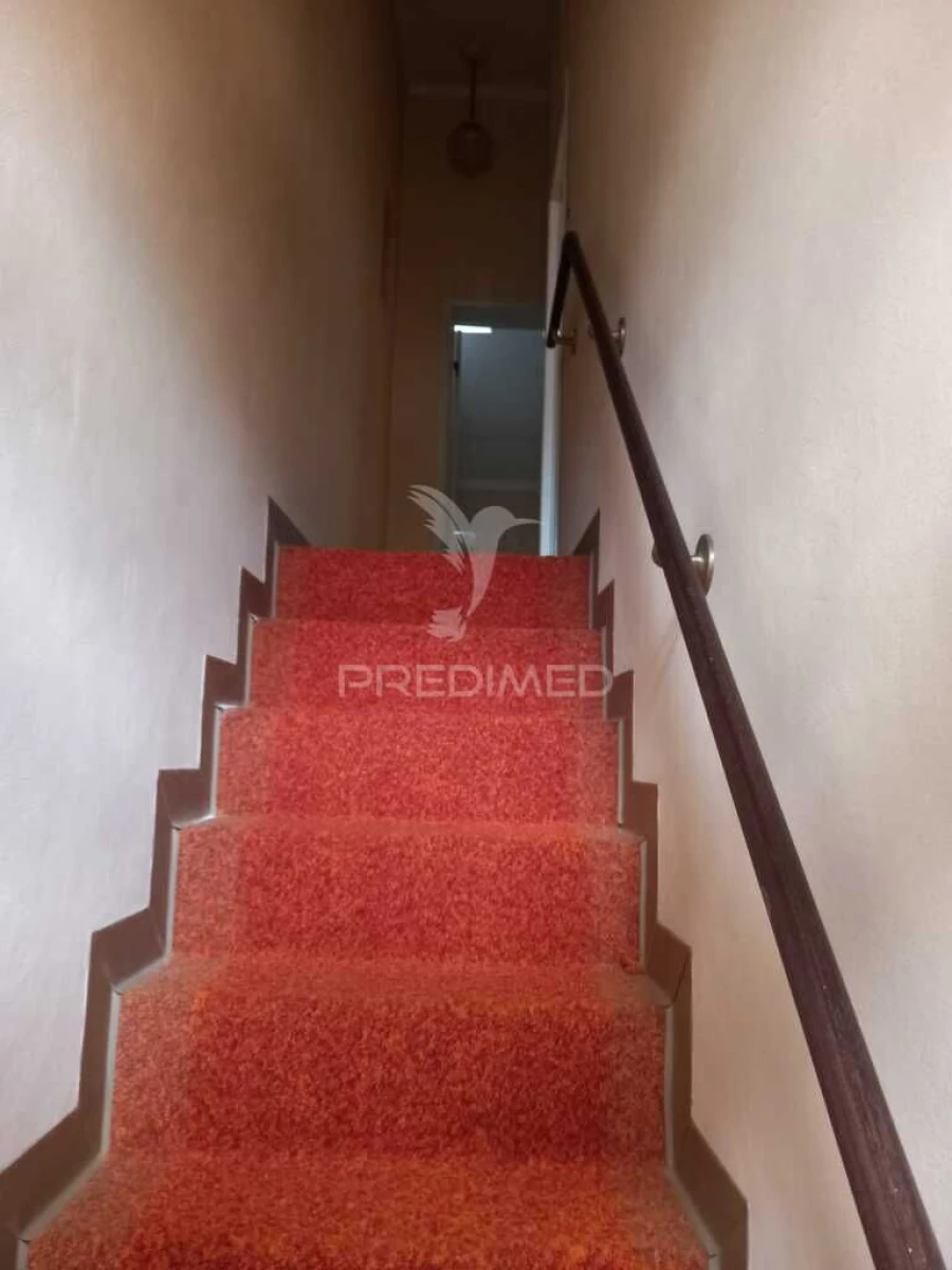 Moradia T4 para Venda em Praia da Vitoria (Santa Cruz) Foto 13