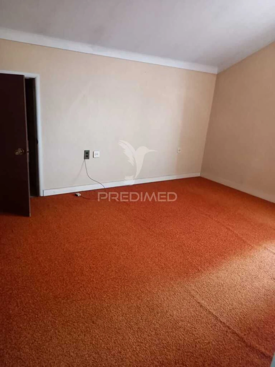 Moradia T4 para Venda em Praia da Vitoria (Santa Cruz) Foto 15