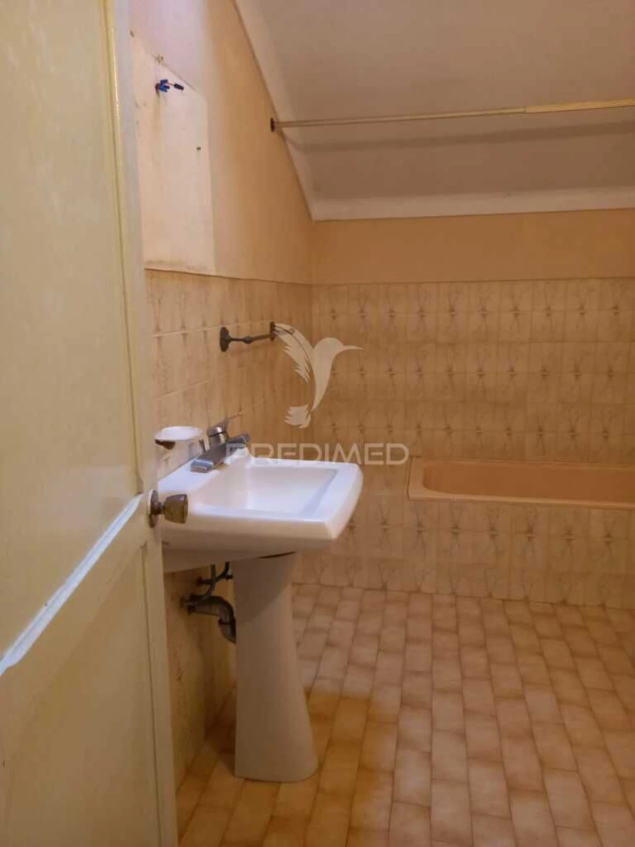 Moradia T4 para Venda em Praia da Vitoria (Santa Cruz) Foto 8