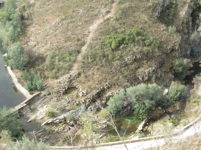 Moradia para Venda em Santiago de Montalegre Foto 24