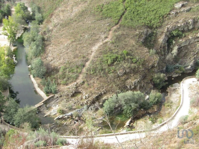 Moradia para Venda em Santiago de Montalegre Foto 6