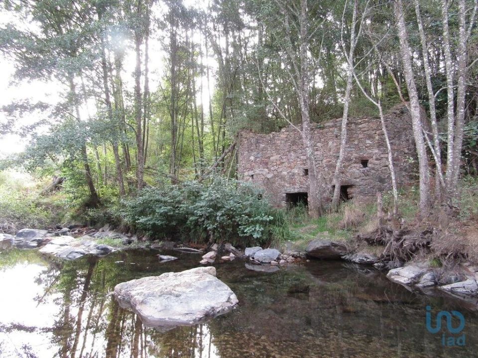 Moradia para Venda em Santiago de Montalegre Foto 9