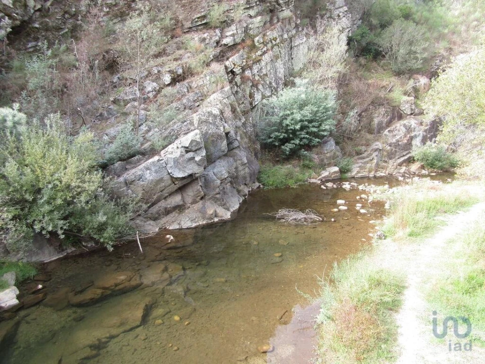 Moradia para Venda em Santiago de Montalegre Foto 11