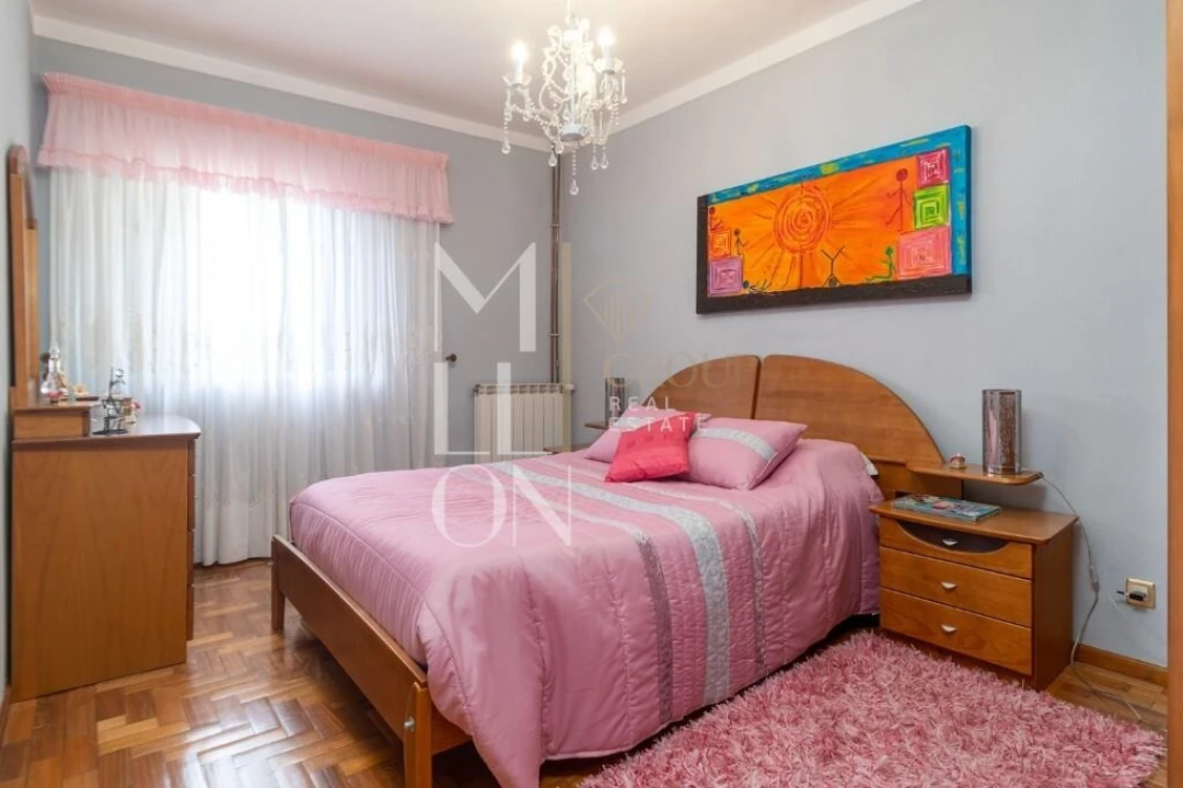 Moradia T5 para Venda em Lindoso Foto 17