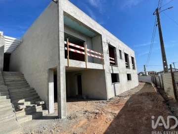 Moradia T3 para Venda em Silveira