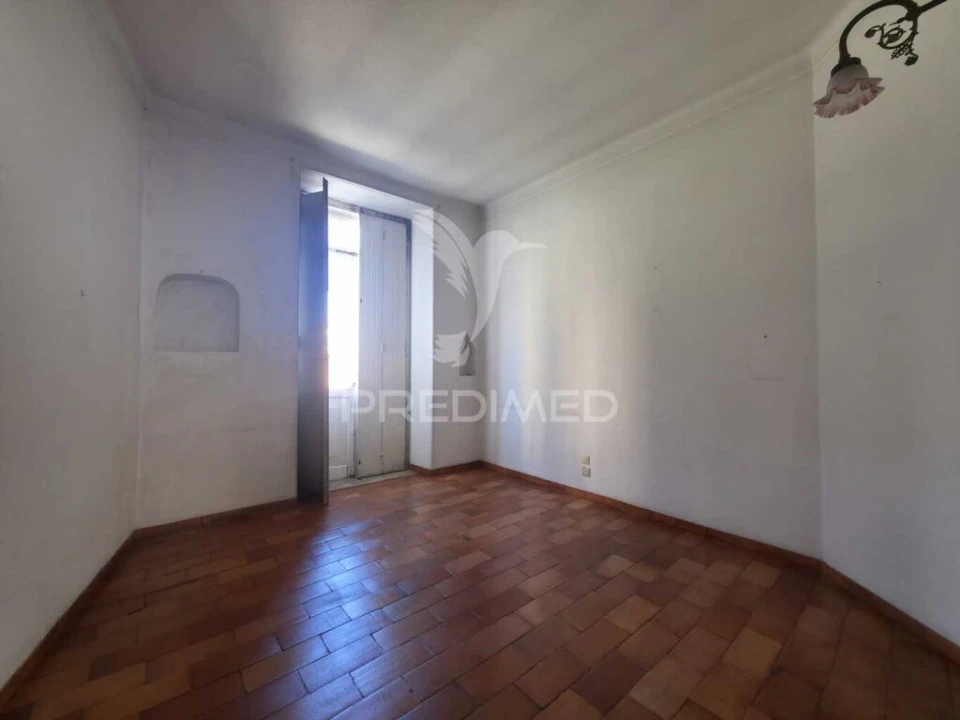 Prédio para Venda em Benedita Foto 18