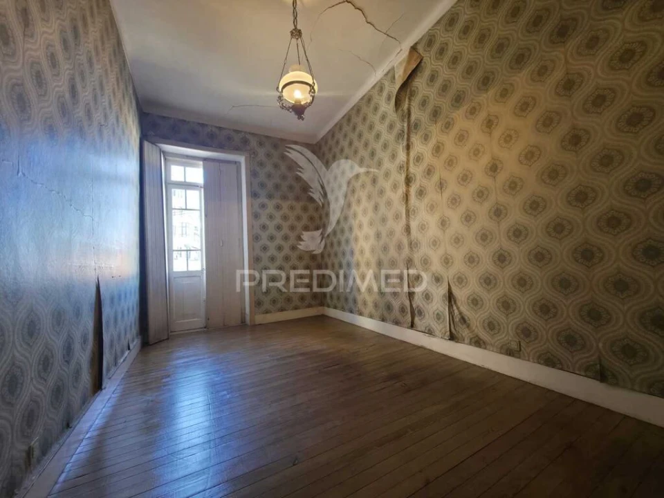 Prédio para Venda em Benedita Foto 11