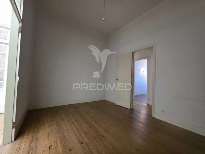 Prédio para Venda em Benedita Foto 14