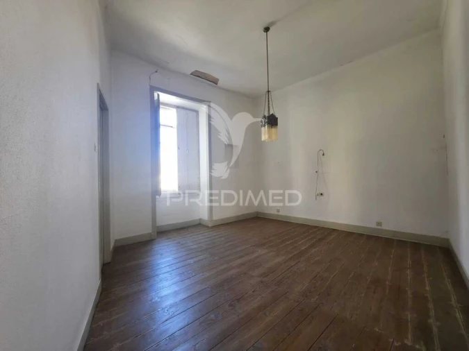 Prédio para Venda em Benedita Foto 15