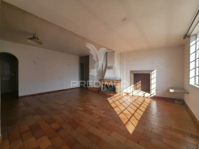 Prédio para Venda em Benedita Foto 10