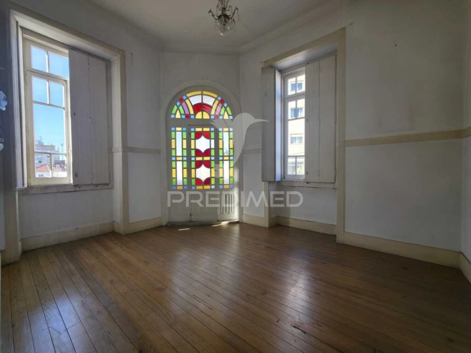 Prédio para Venda em Benedita Foto 4