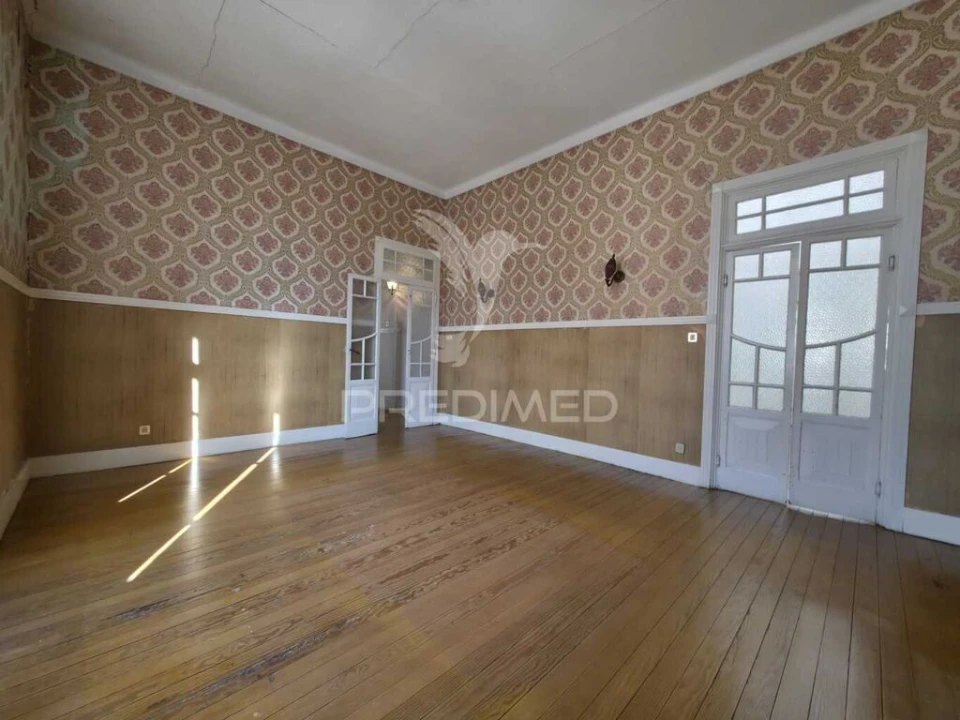 Prédio para Venda em Benedita Foto 7