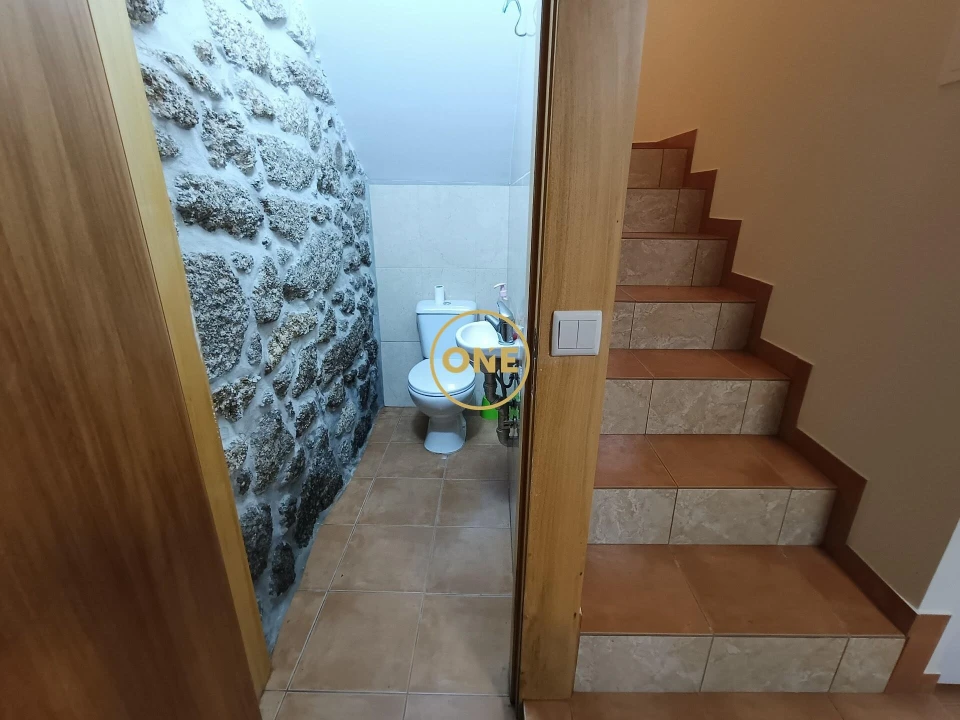 Moradia T2 para Venda em Cibões e Brufe Foto 7